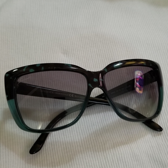 Gucci Sunglasses - GG3585/S